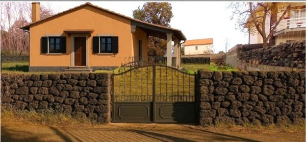 casa indipendente in vendita a Nicolosi