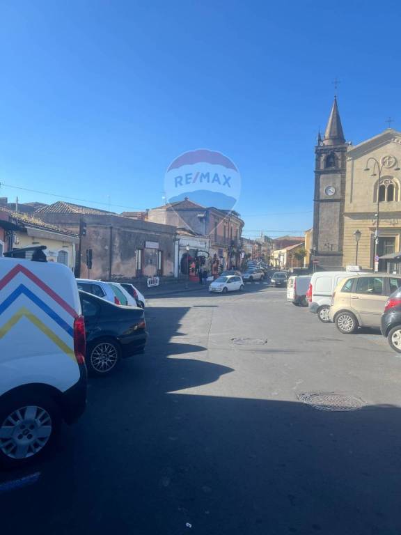 negozio in vendita a Nicolosi