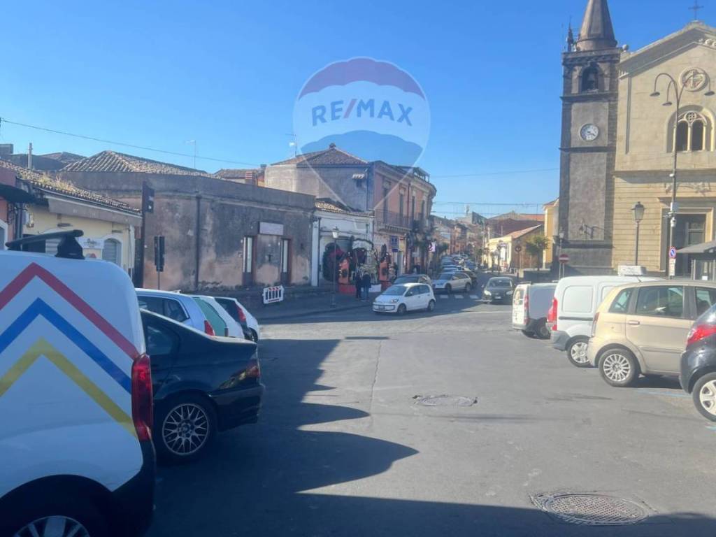 negozio in vendita a Nicolosi