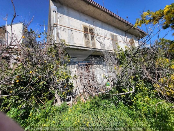 casa indipendente in vendita a Nicolosi