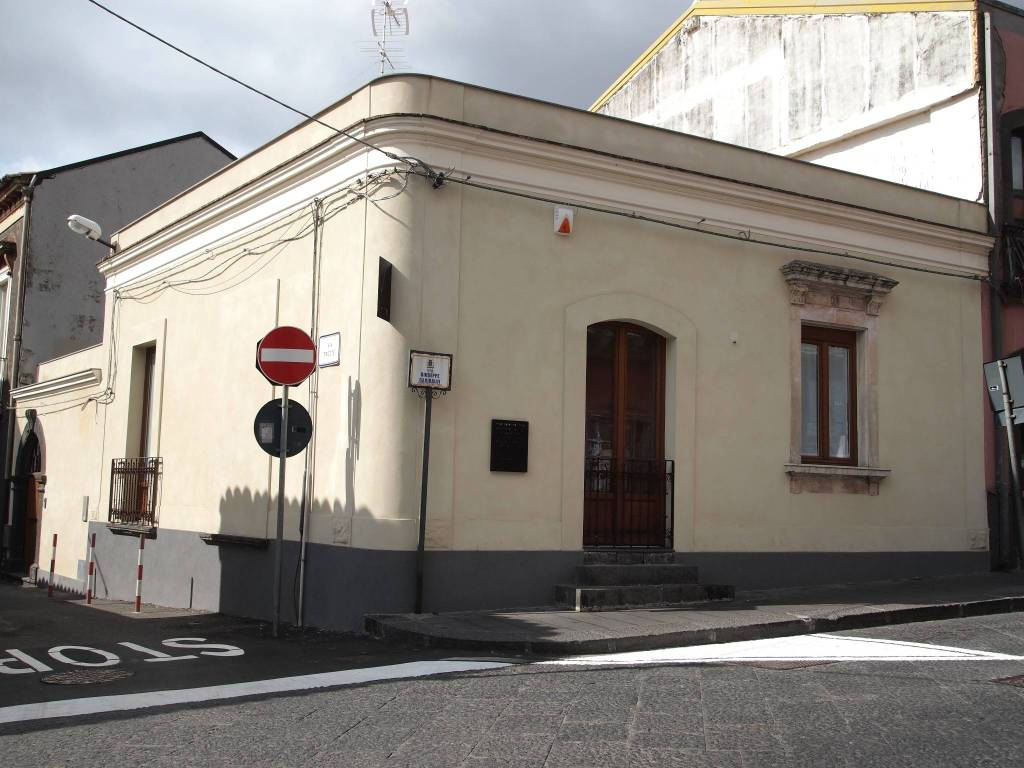 casa indipendente in vendita a Nicolosi
