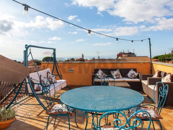 casa indipendente in vendita a Nicolosi