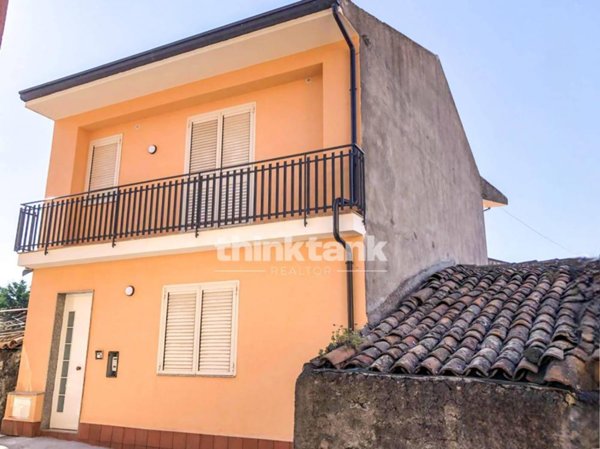 casa indipendente in vendita a Nicolosi