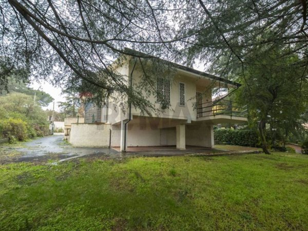 casa indipendente in vendita a Nicolosi