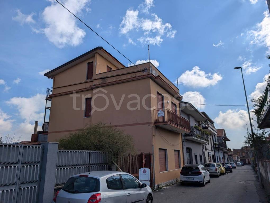 casa indipendente in vendita a Nicolosi