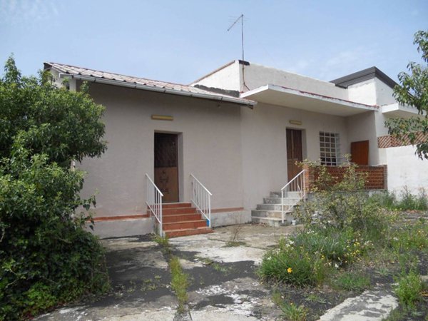 casa indipendente in vendita a Nicolosi