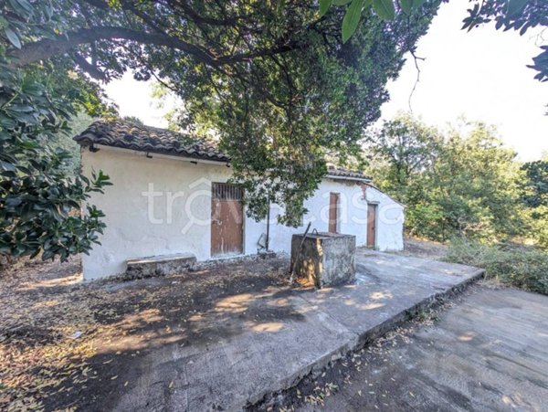 casa indipendente in vendita a Nicolosi