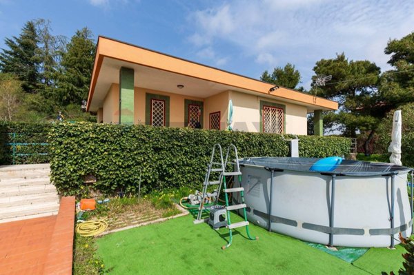 casa indipendente in vendita a Nicolosi
