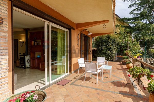 casa indipendente in vendita a Nicolosi