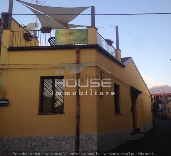 casa indipendente in vendita a Nicolosi