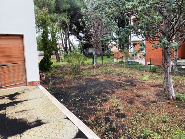 casa indipendente in vendita a Nicolosi