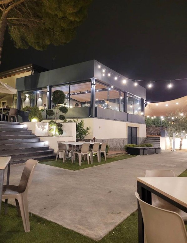 negozio in vendita a Nicolosi