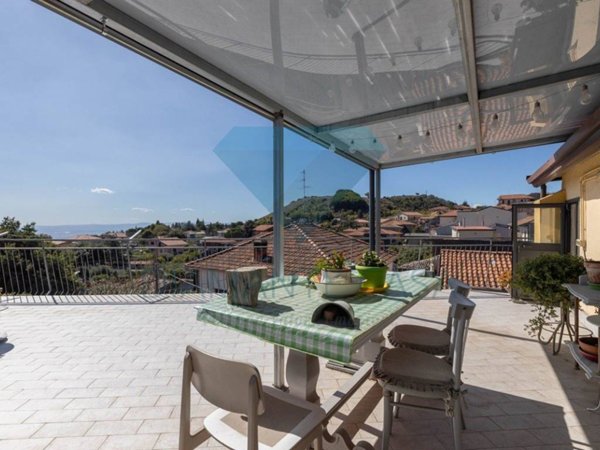 casa indipendente in vendita a Nicolosi