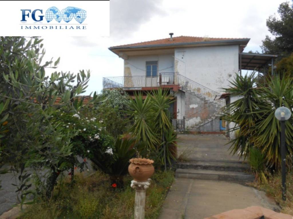casa indipendente in vendita a Nicolosi