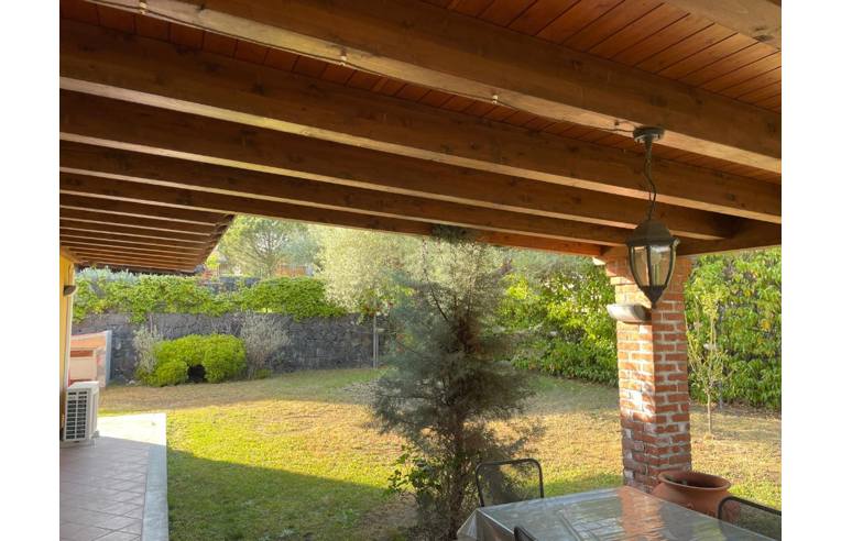 casa indipendente in vendita a Nicolosi