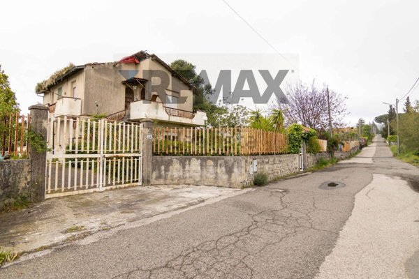 casa indipendente in vendita a Nicolosi