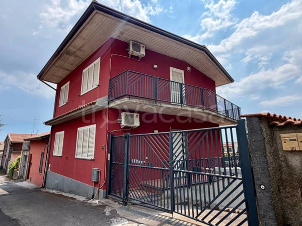 casa indipendente in vendita a Nicolosi