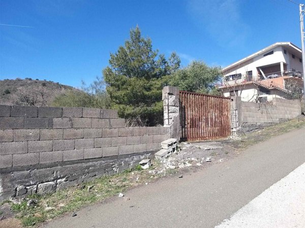 terreno in vendita a Nicolosi