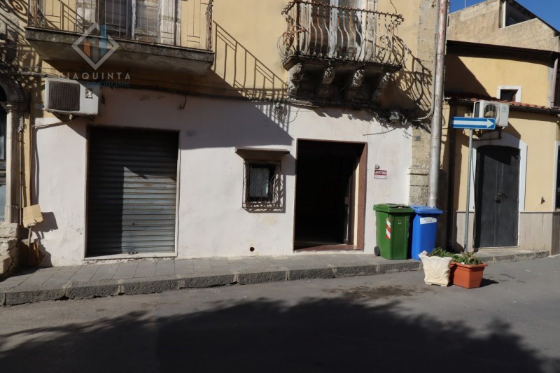 negozio in vendita a Palagonia