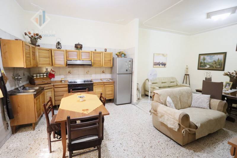 casa indipendente in vendita a Palagonia