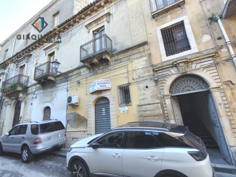 casa indipendente in vendita a Palagonia