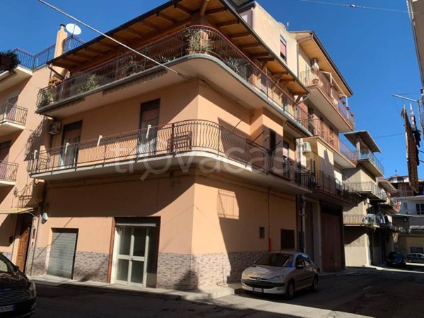 appartamento in vendita a Palagonia