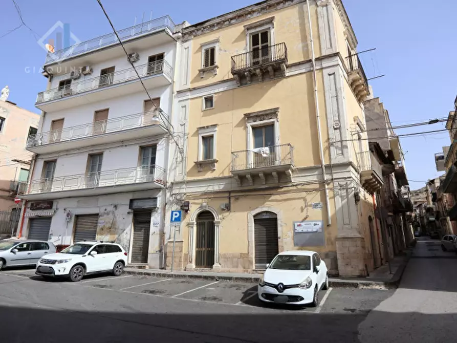 casa indipendente in vendita a Palagonia