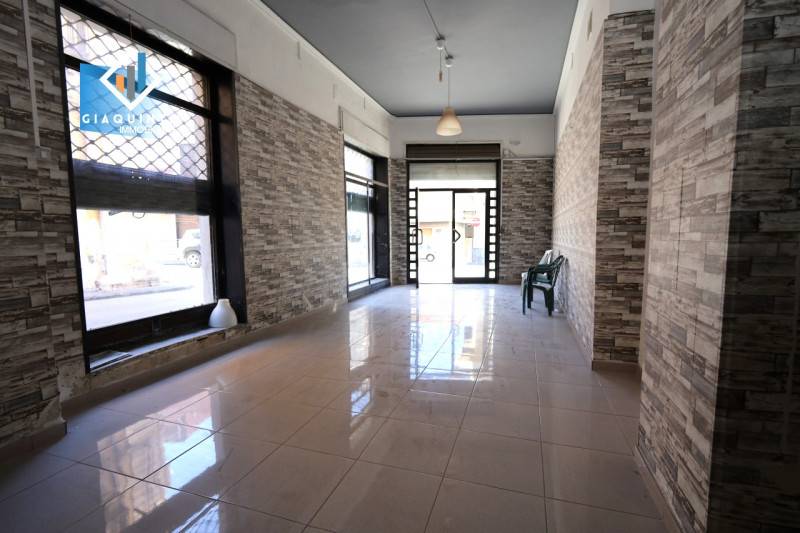 negozio in vendita a Palagonia