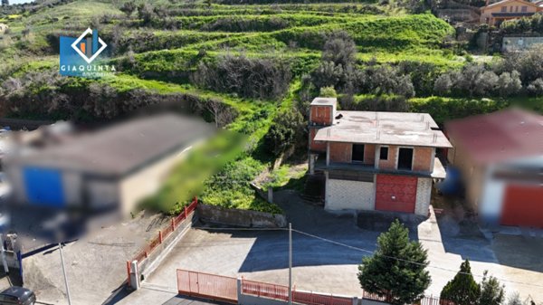mansarda in vendita a Palagonia