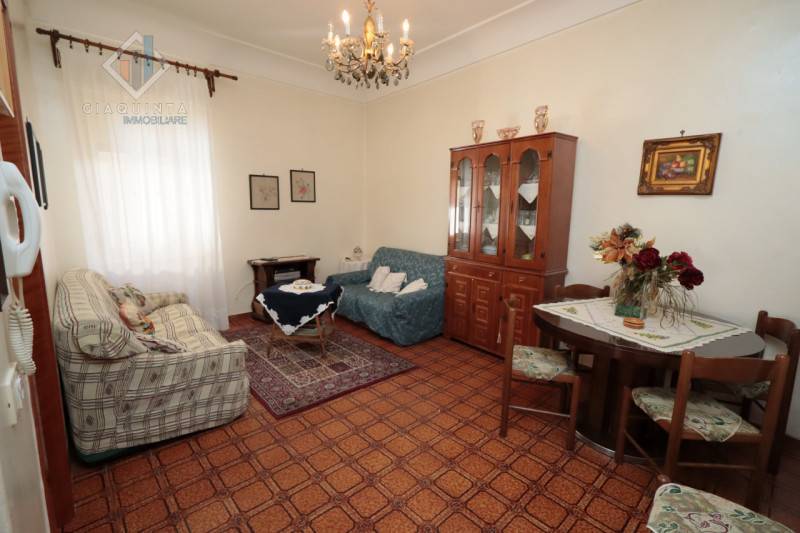 casa indipendente in vendita a Palagonia