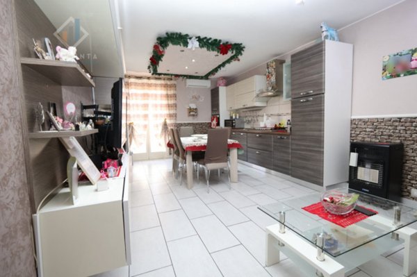 casa indipendente in vendita a Palagonia