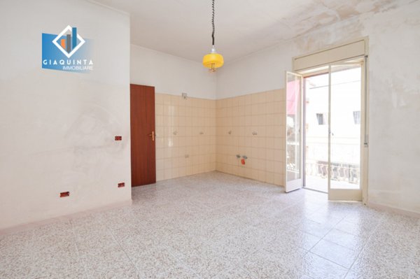 casa indipendente in vendita a Palagonia