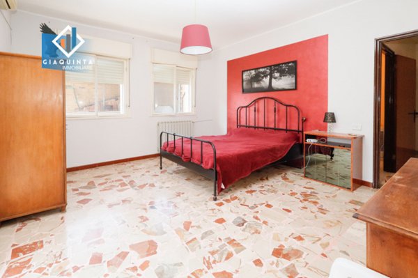 casa indipendente in vendita a Palagonia