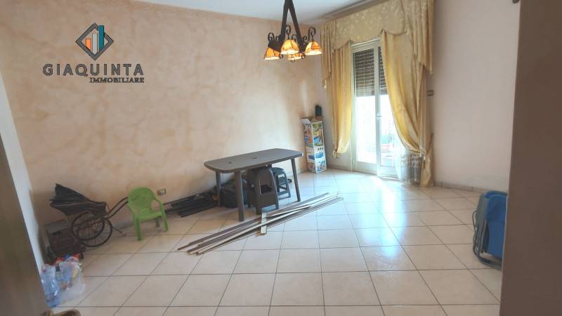 casa semindipendente in vendita a Palagonia