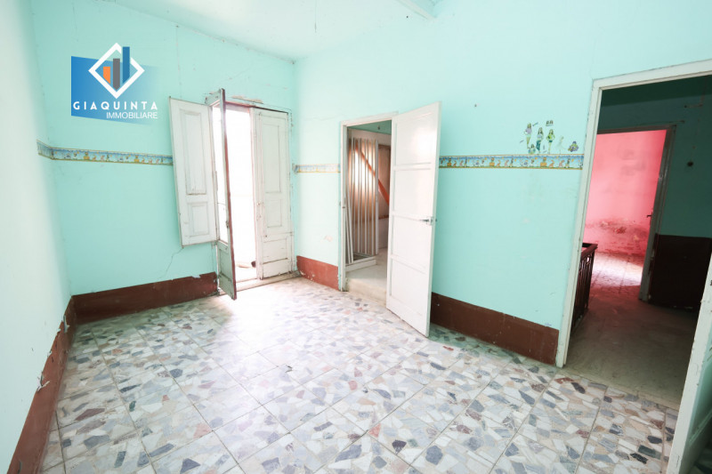 casa indipendente in vendita a Palagonia