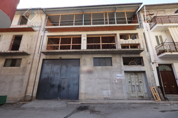 casa indipendente in vendita a Palagonia