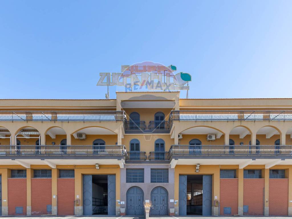 locale commerciale in vendita a Palagonia