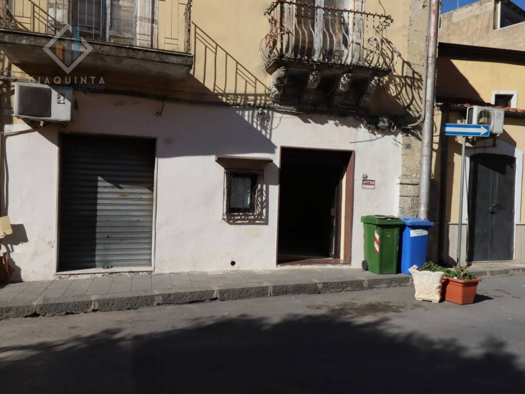 negozio in vendita a Palagonia
