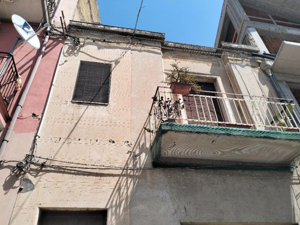 casa indipendente in vendita a Palagonia