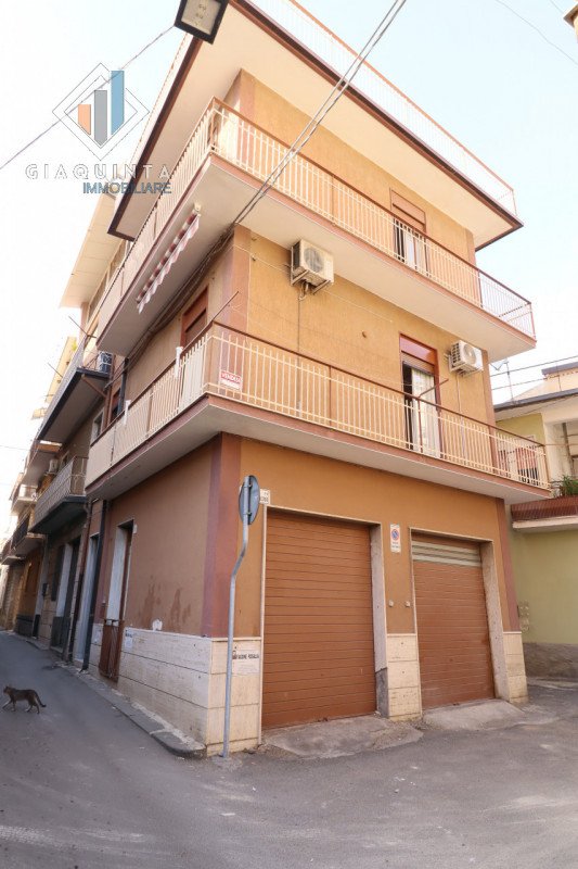 casa indipendente in vendita a Palagonia