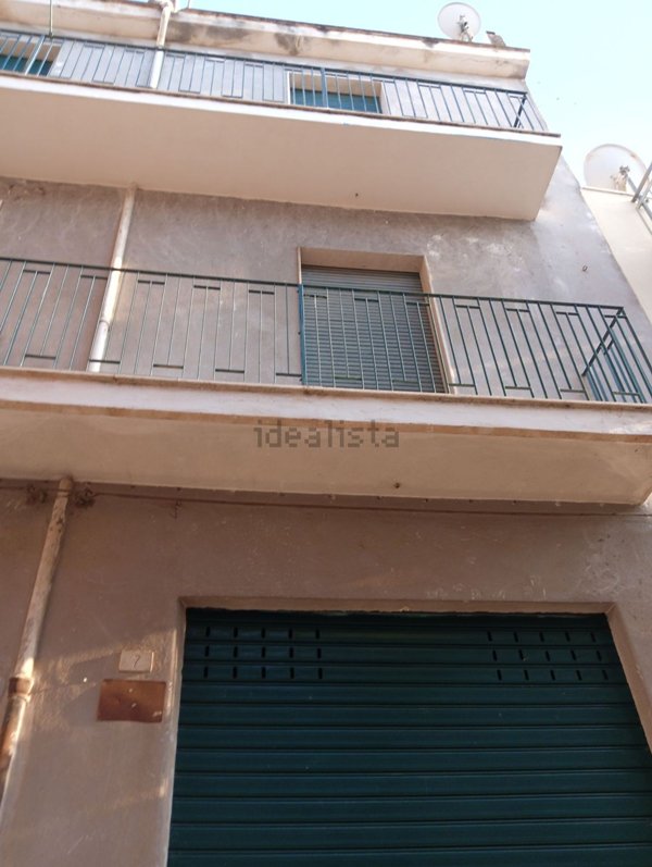 casa indipendente in vendita a Palagonia