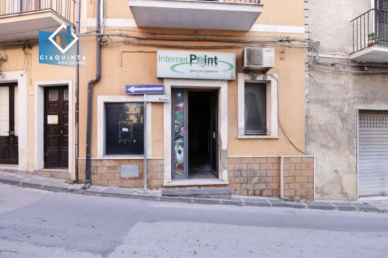 locale commerciale in vendita a Palagonia