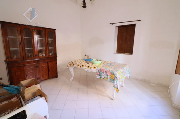 casa indipendente in vendita a Palagonia