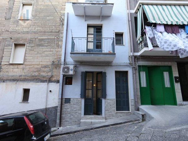 casa indipendente in vendita a Palagonia