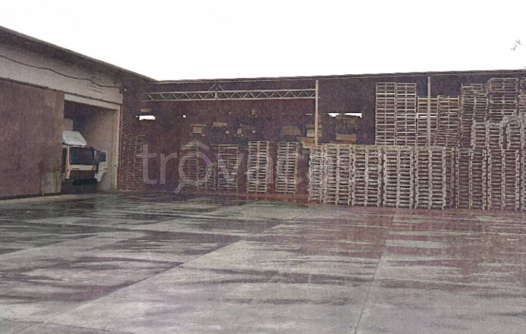 locale commerciale in vendita a Palagonia