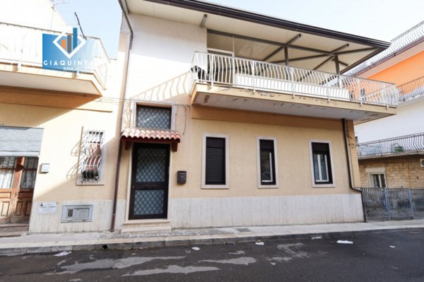 casa indipendente in vendita a Palagonia