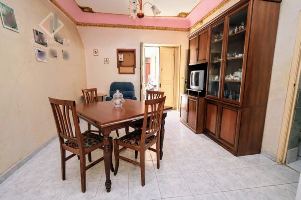 casa indipendente in vendita a Palagonia