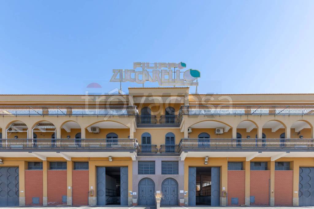 capannone in vendita a Palagonia