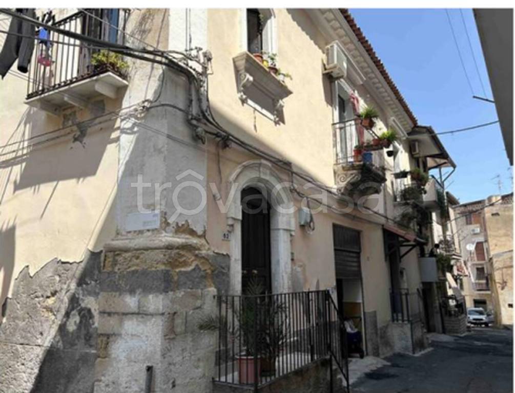 appartamento in vendita a Palagonia