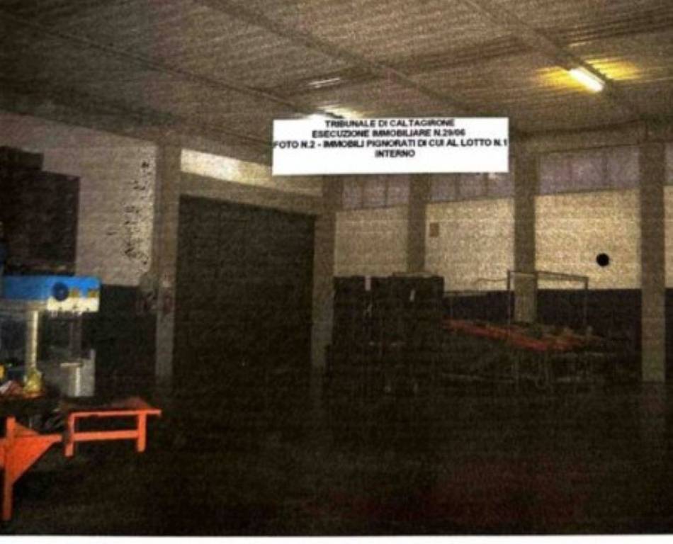 locale commerciale in vendita a Palagonia